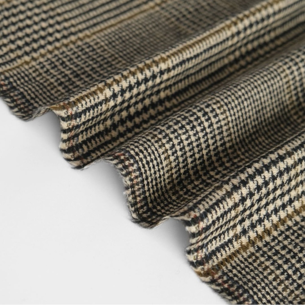 100% Scottish Wool Suiting - Beige/Olive Houndstooth - 0.5m - Blackbird Fabrics
